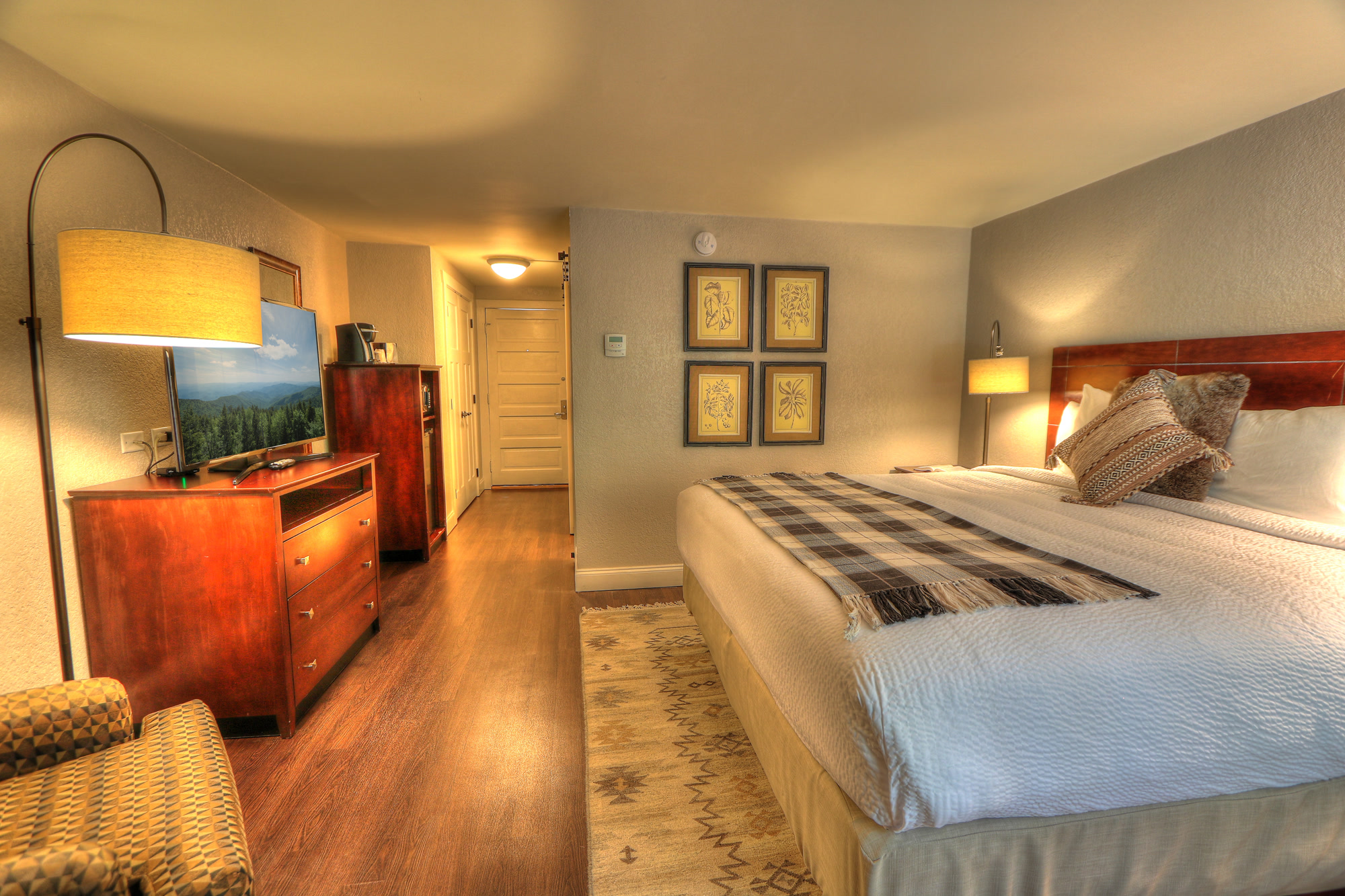 River Edge Inn — photo 20 of 60