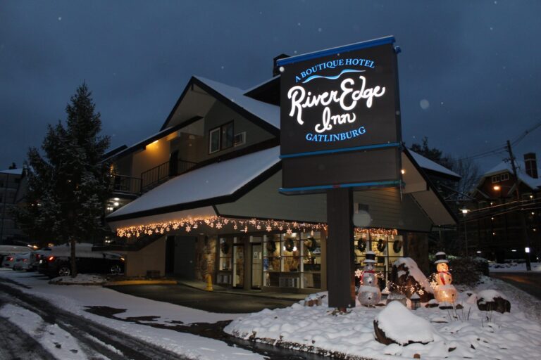 River Edge Inn Gatlinburg in the winter snow