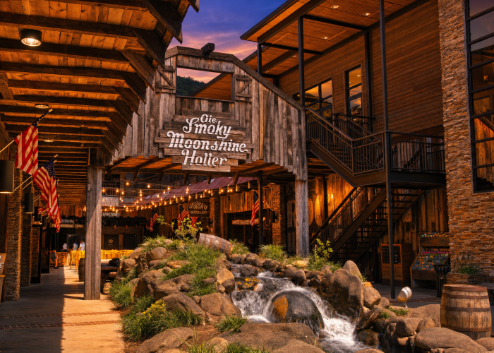 ole-smoky-moonshine-holler-evening