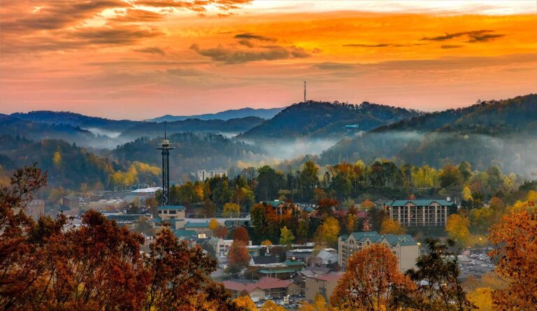 Sunset over the Smoky Mountains in Gatlinburg